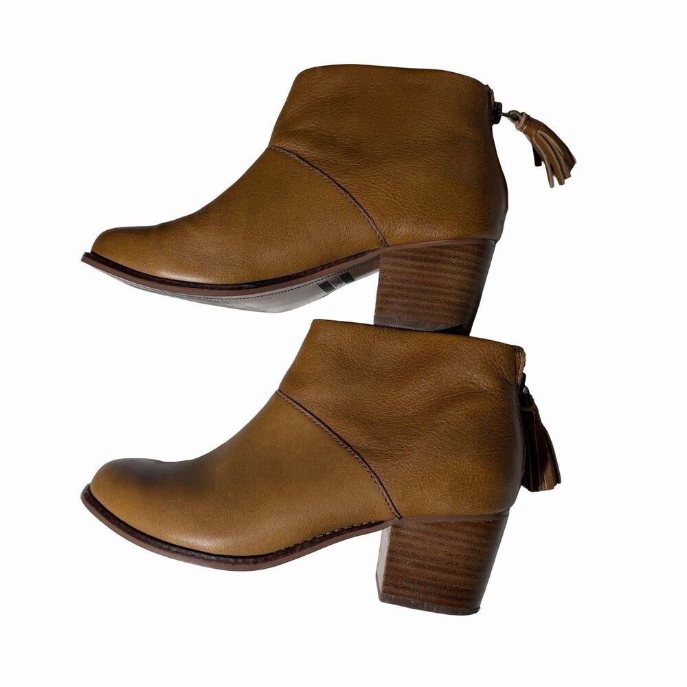 Toms Boots Womens 7 Carpe Diem Ankle Booties Tan Came Leather Heels Tasseled Zip